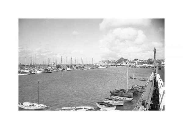 Vintage photograph Yarmouth Harbour Isle Of Wight