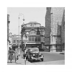Vintage Photograph St Thomas Square Newport Isle Of Wight