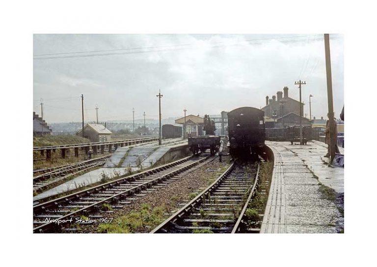 3618 Newport Station Framers, Picture Framing and Gallery