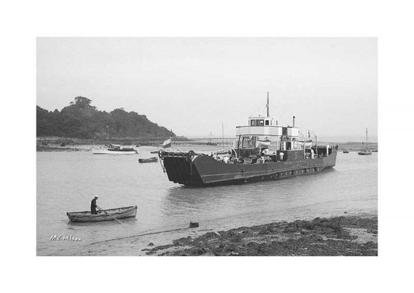 Vintage photograph MV Hilsea Isle Of Wight